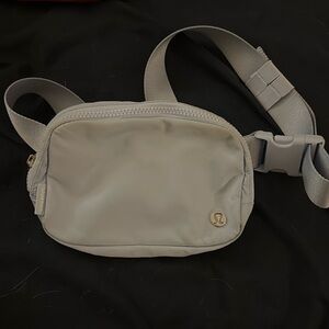 Lululemon Periwinkle 1L Everywhere Belt Bag